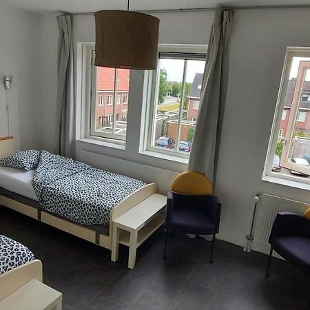 Airbnb 'Logeren Aan Het Plein' In Het Centrum Van Meppel Exterior foto