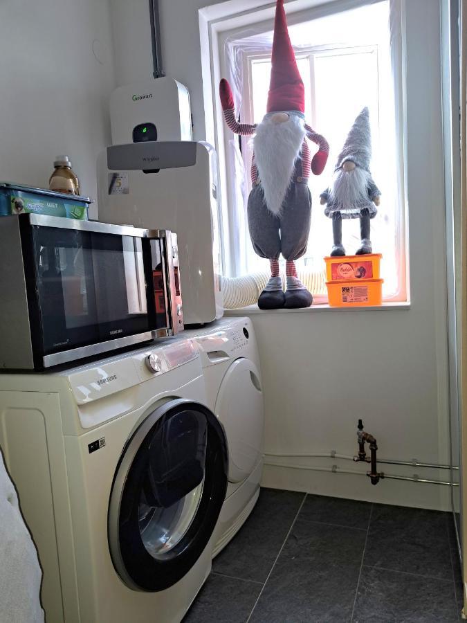 Airbnb 'Logeren Aan Het Plein' In Het Centrum Van Meppel Exterior foto