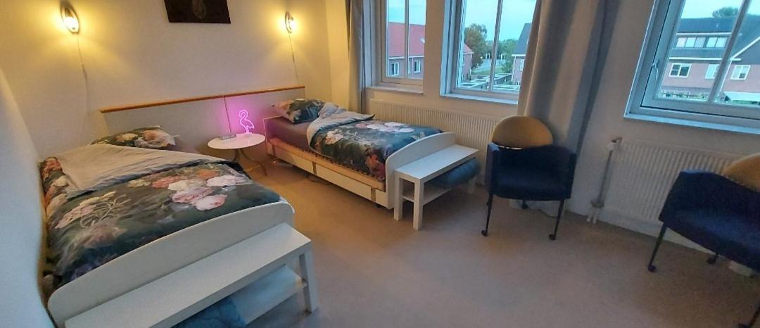 Airbnb 'Logeren Aan Het Plein' In Het Centrum Van Meppel Quarto foto